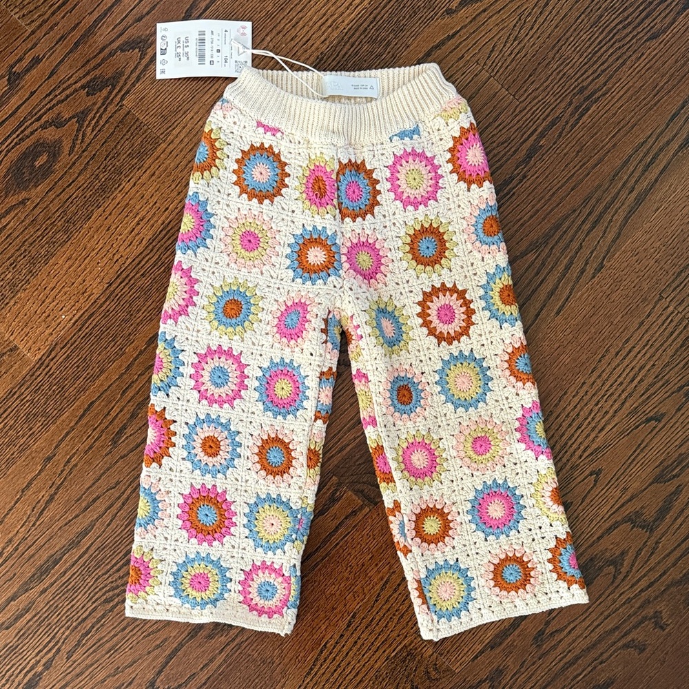 Girls crochet pants